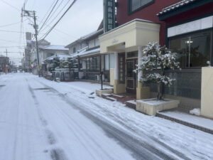 Read more about the article 【お知らせ】積雪による来院時の注意について